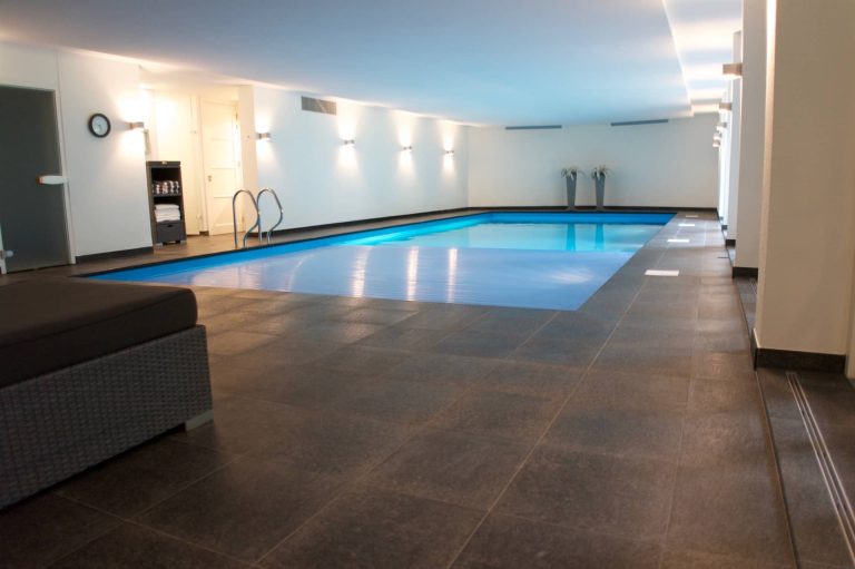 Bouwkundig zwembad kleed met folie