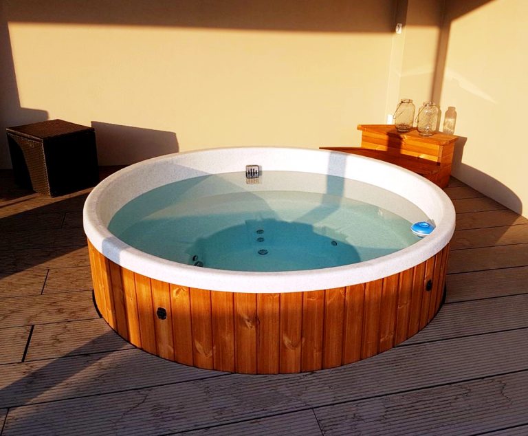 Hottub XS in Lichtenvoorde