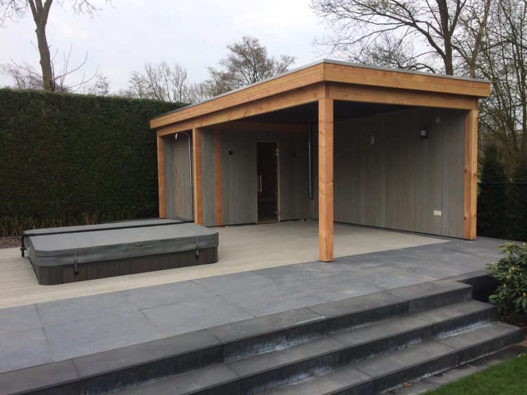 Overkapping met een sauna in Boekelo