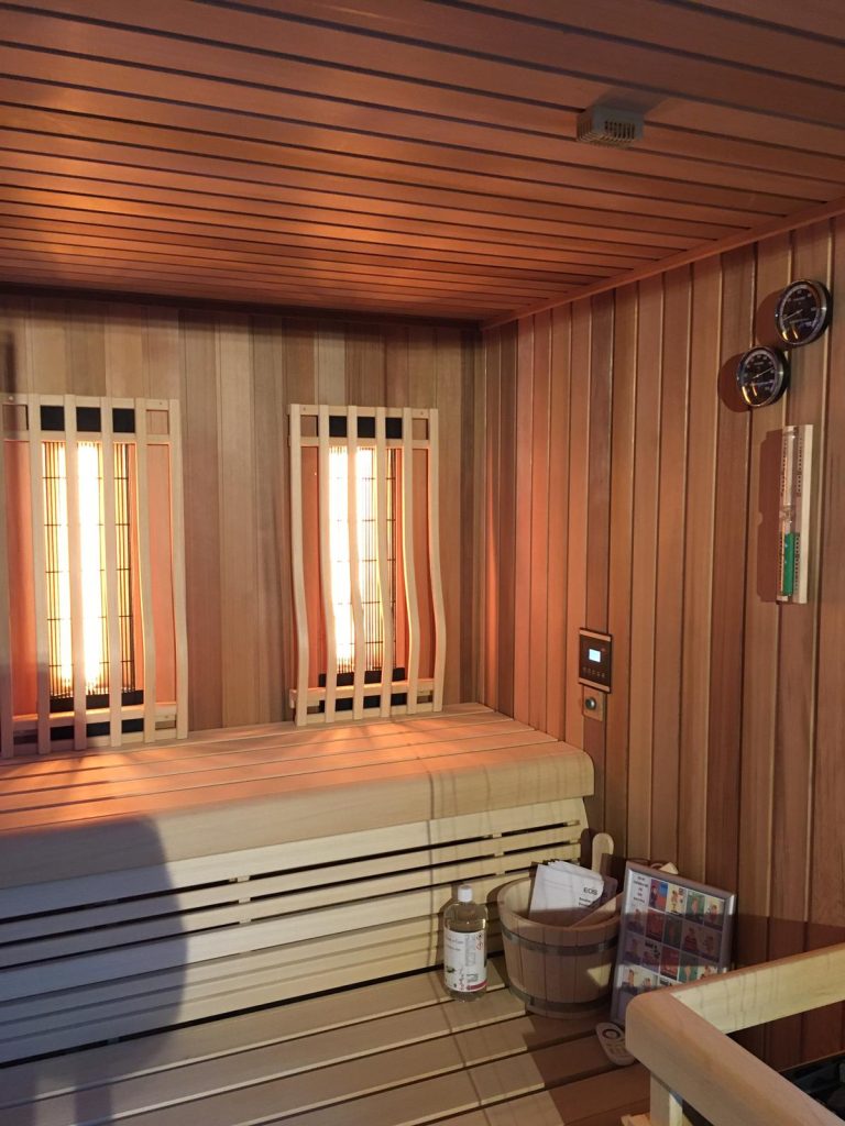Maatwerk sauna met infrarood in Bloemendaal