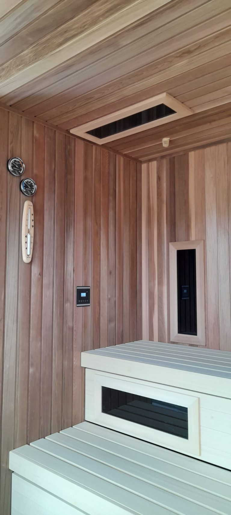 Maatwerk sauna met infrarood in Gramsbergen