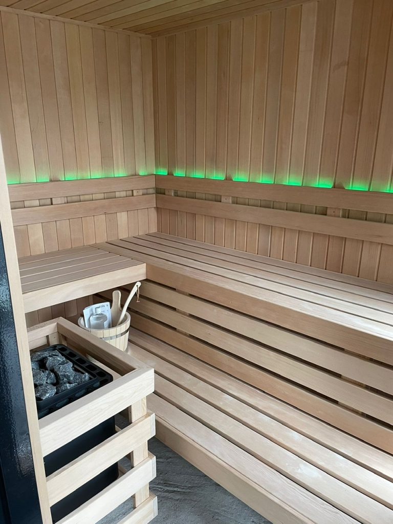 Bouwkundige sauna in De Lutte