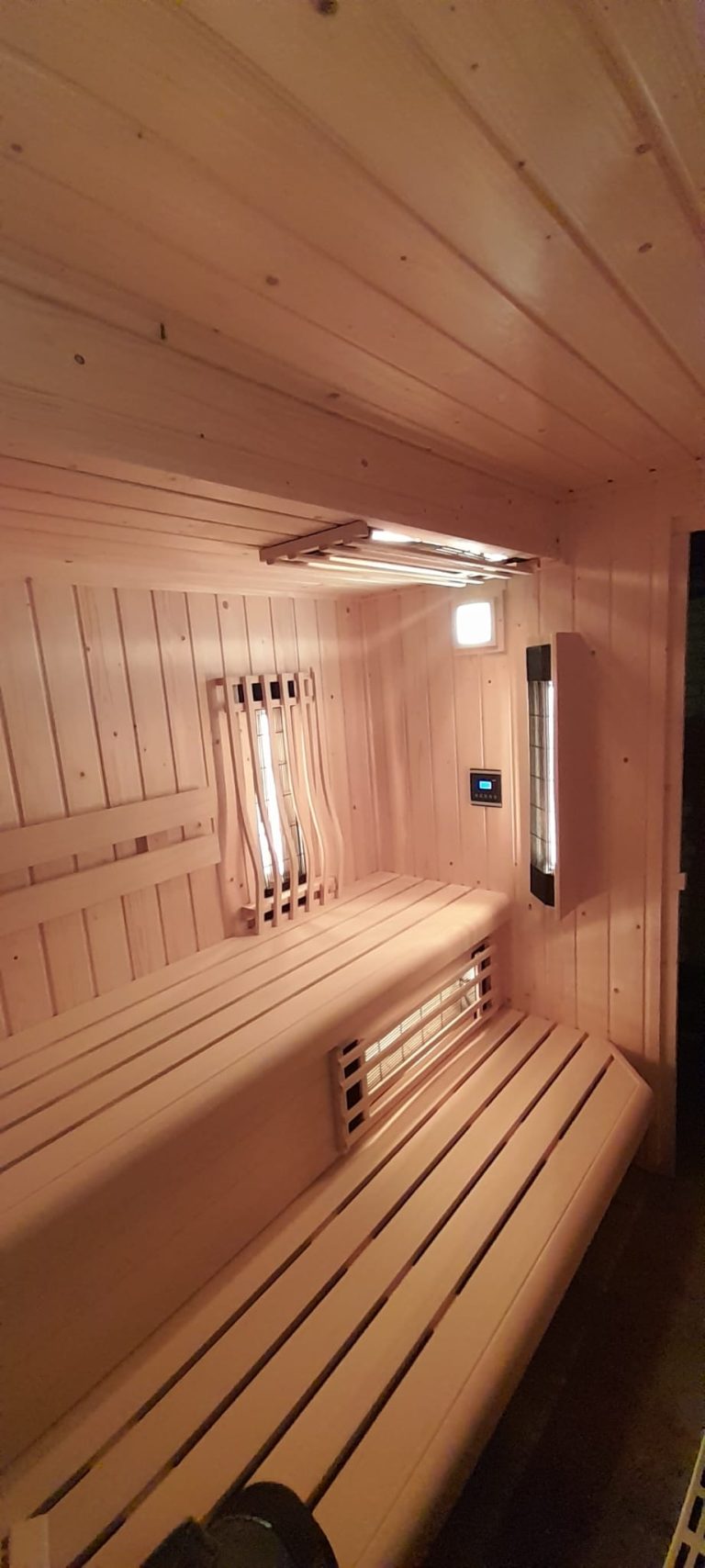 Bouwkundige sauna met infrarood in Nijverdal