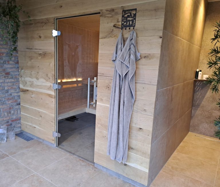 Maatwerk sauna in de Lutte