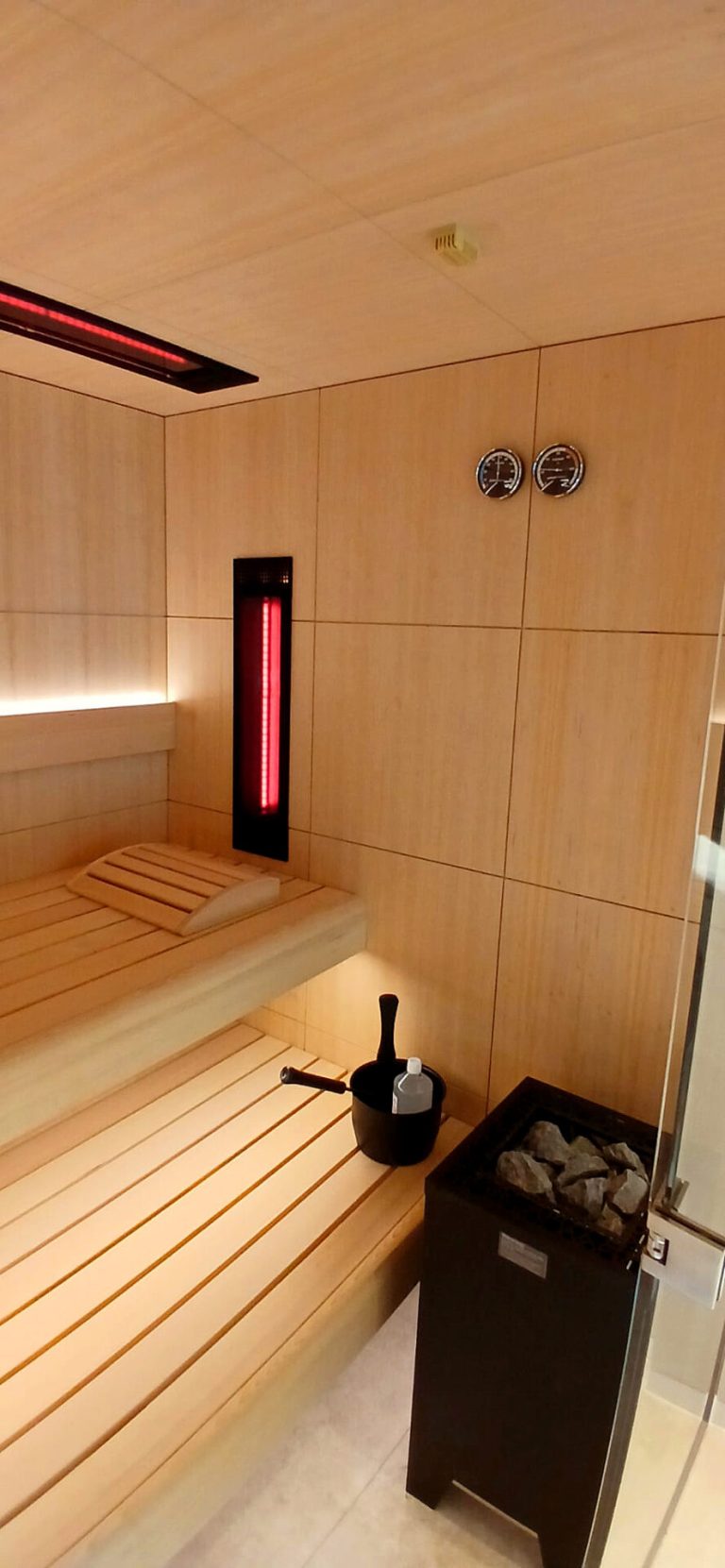 Bouwkundige sauna met infrarood in Almelo